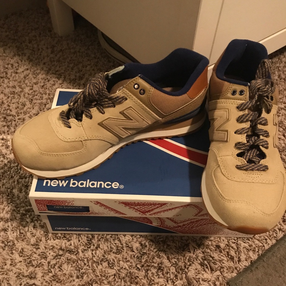 Brand new NEVER WORN New balance from Nordstrom!